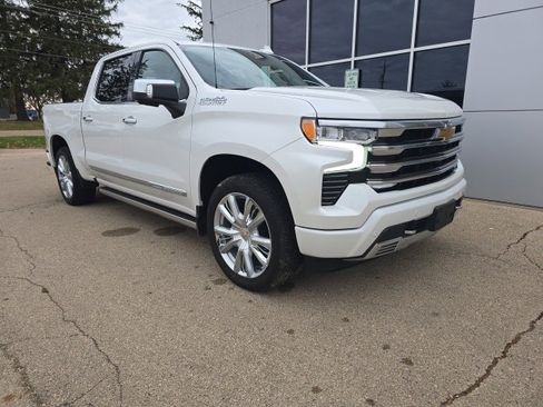 Used 2024 Chevrolet Silverado 1500 High Country image 1