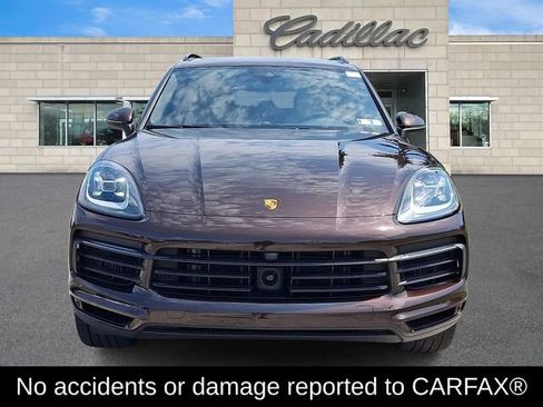 Used 2023 Porsche Cayenne Platinum Edition AWD/4WD image 3