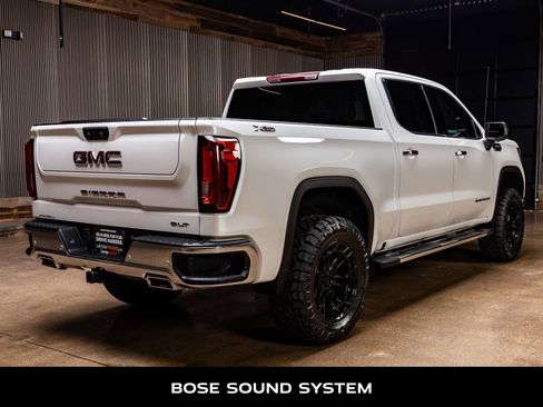 Used 2023 GMC Sierra 1500 SLT image 10