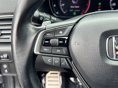 Used 2020 Honda Accord Sport image 24