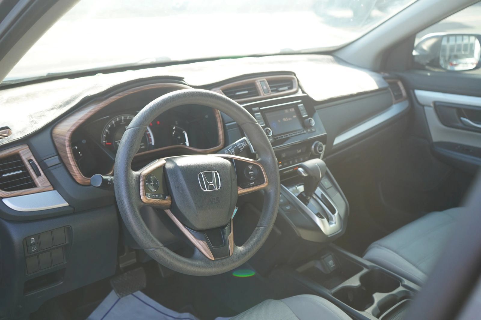Used 2017 Honda CR-V LX image 4