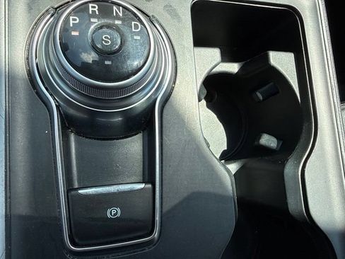 Used 2024 Ford Edge SEL AWD/4WD image 29