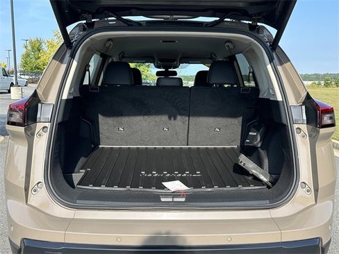 Certified 2025 Nissan Rogue SV w/ Rock Creek Premium Package image 17