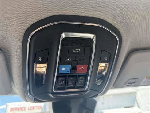 Certified 2023 Jeep Grand Cherokee L Limited AWD/4WD image 25