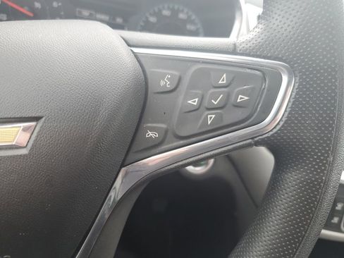 Used 2020 Chevrolet Equinox LS image 17