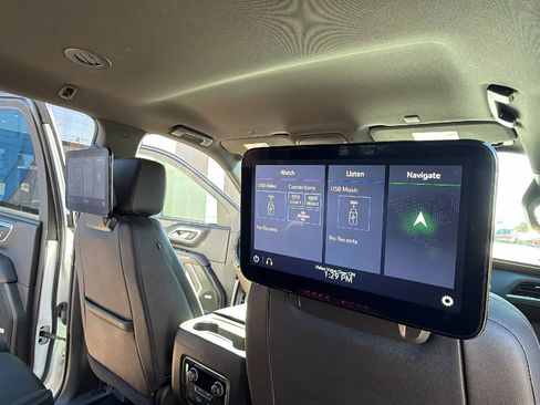 Used 2021 Chevrolet Tahoe Z71 w/ Rear Media and Nav Package image 10