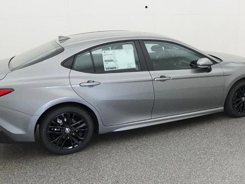 New 2026 Toyota Camry SE FWD image 10