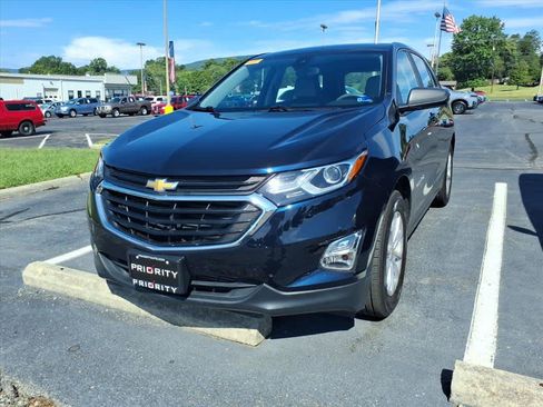 Used 2020 Chevrolet Equinox LS FWD image 3
