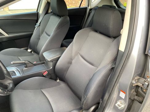 Used 2010 MAZDA MAZDA3 s Sport FWD image 6