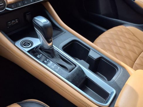 Used 2023 Nissan Sentra SV w/ SV Premium Package image 20