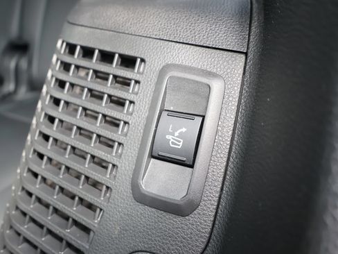 Used 2024 Toyota Sequoia Limited w/ TRD Off-Road Package AWD/4WD image 21
