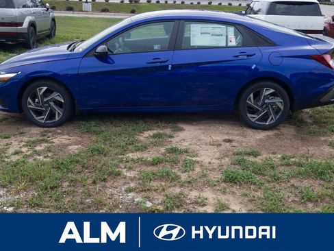 New 2025 Hyundai Elantra Sport image 8