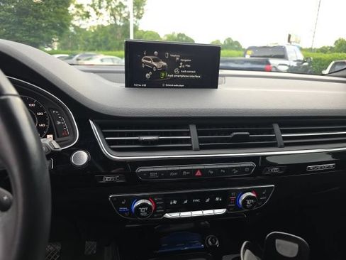 Used 2019 Audi Q7 3.0T Premium Plus AWD/4WD image 15