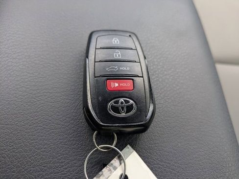Used 2025 Toyota Camry SE w/ Convenience Package FWD image 30