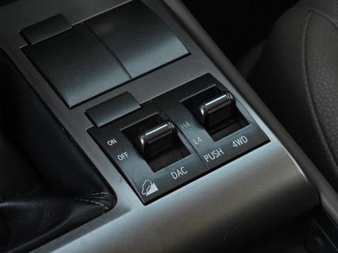 Used 2019 Lexus GX 460 Premium AWD/4WD image 22