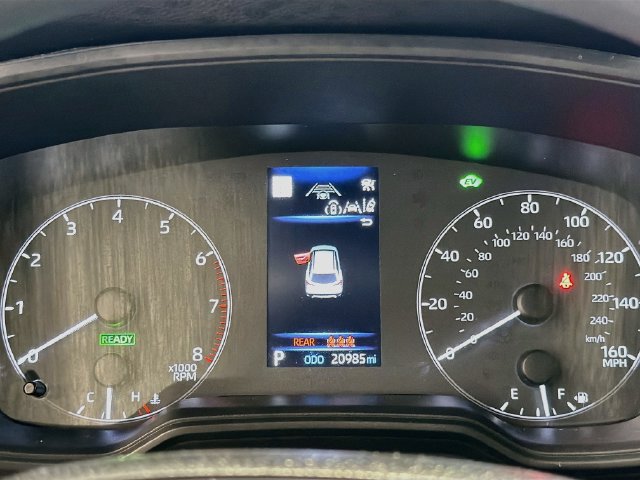Used 2024 Toyota Corolla Cross AWD Hybrid image 9