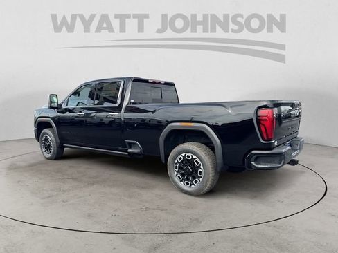 New 2026 GMC Sierra 3500 Denali Ultimate w/ LPO, Black Badging Package AWD/4WD image 3