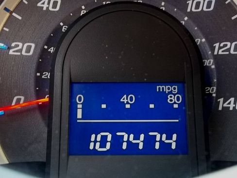 Used 2010 Honda Fit Sport image 19