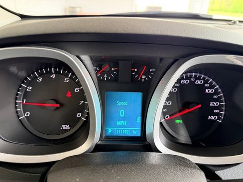 Used 2011 Chevrolet Equinox LT FWD image 18