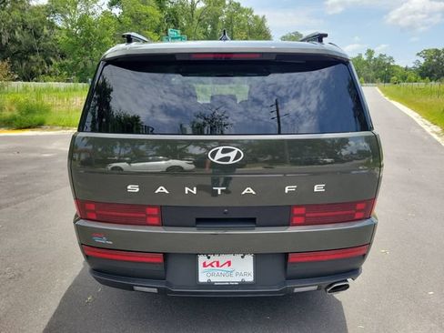 Used 2025 Hyundai Santa Fe SEL FWD image 10
