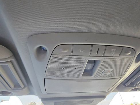 Used 2020 Nissan Armada SL w/ Premium Package image 28