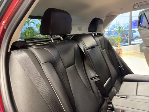 Used 2023 Buick Envision Essence image 30