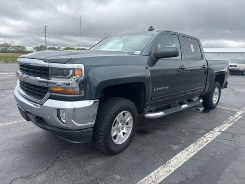 Used 2018 Chevrolet Silverado 1500 LT w/ All Star Edition AWD/4WD image 5