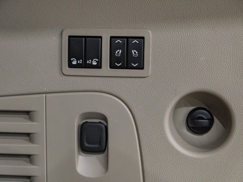 Used 2017 GMC Yukon Denali w/ Open Road Package image 63