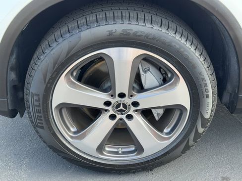Used 2022 Mercedes-Benz GLC 300 image 15