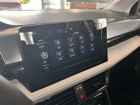 Certified 2025 Volkswagen Taos S FWD image 16