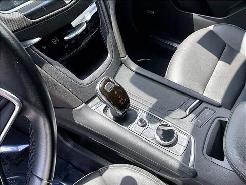 Used 2020 Cadillac XT5 Luxury FWD image 15