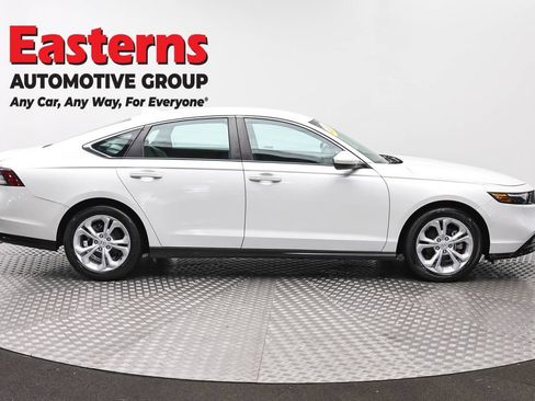 Used 2023 Honda Accord LX image 4