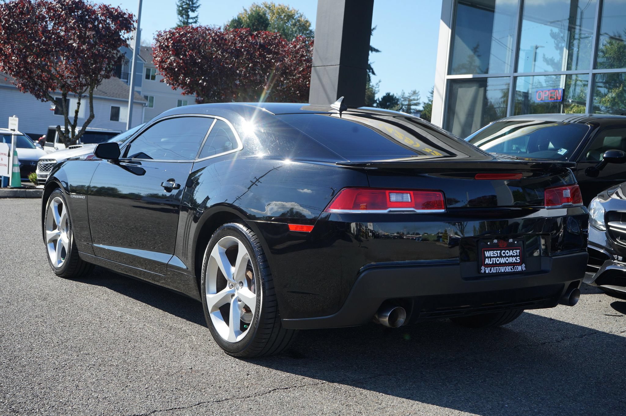 Used 2014 Chevrolet Camaro SS RWD image 3