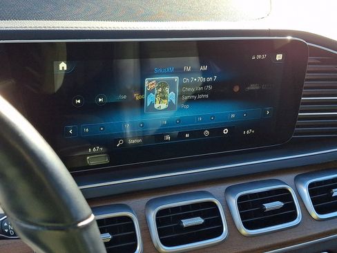 Certified 2023 Mercedes-Benz GLS 450 4MATIC image 19