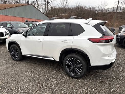 New 2026 Nissan Rogue Platinum w/ Platinum Premium Package image 3