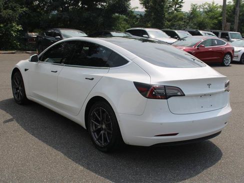 Used 2018 Tesla Model 3 Mid Range RWD image 5