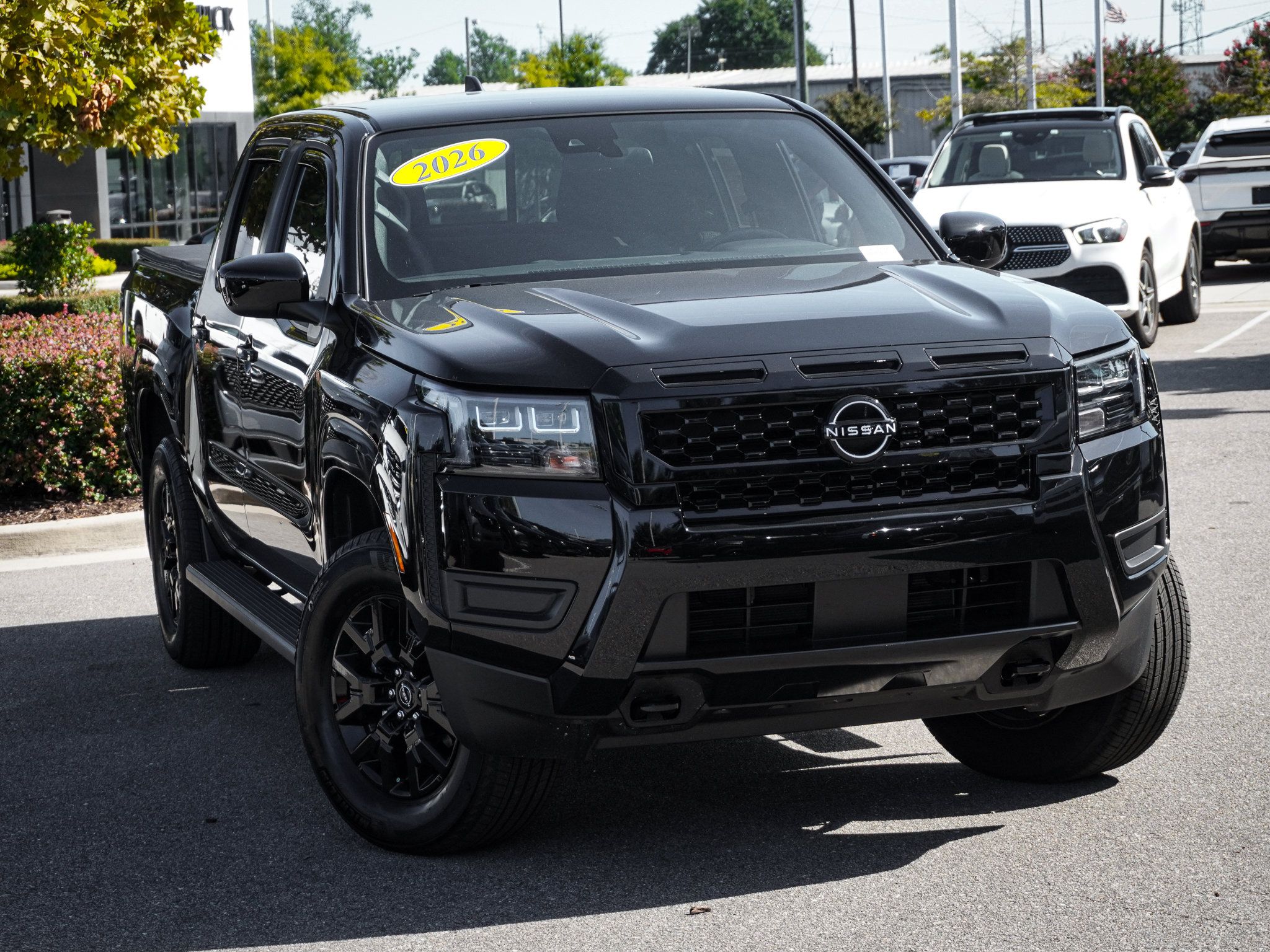 Used 2026 Nissan Frontier SV w/ Tow Package AWD/4WD image 2