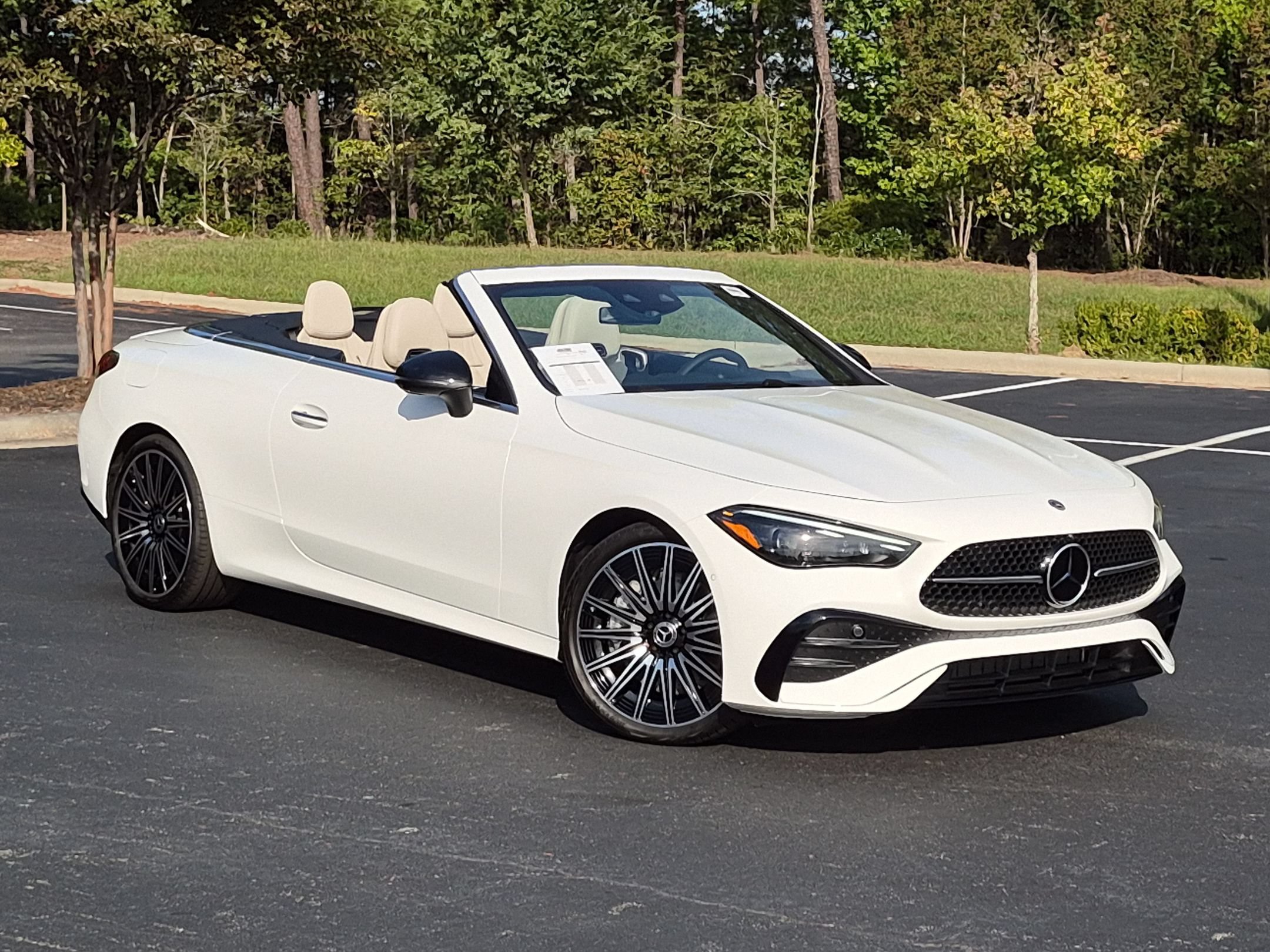 New 2027 Mercedes-Benz CLE 450 4MATIC Cabriolet image 2