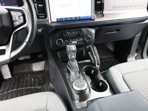 Certified 2022 Ford Bronco Outer Banks image 16