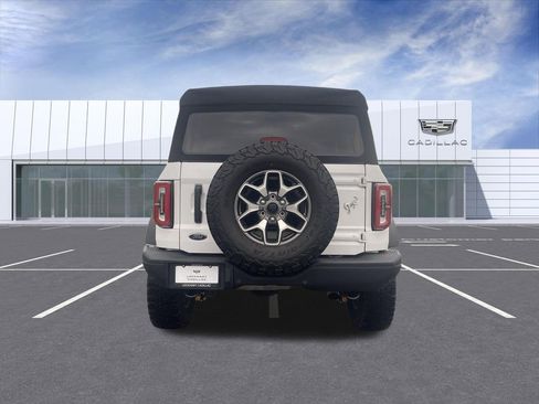Used 2023 Ford Bronco Badlands AWD/4WD image 7