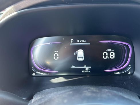 Used 2025 Kia Soul LX w/ LX Technology Package FWD image 15