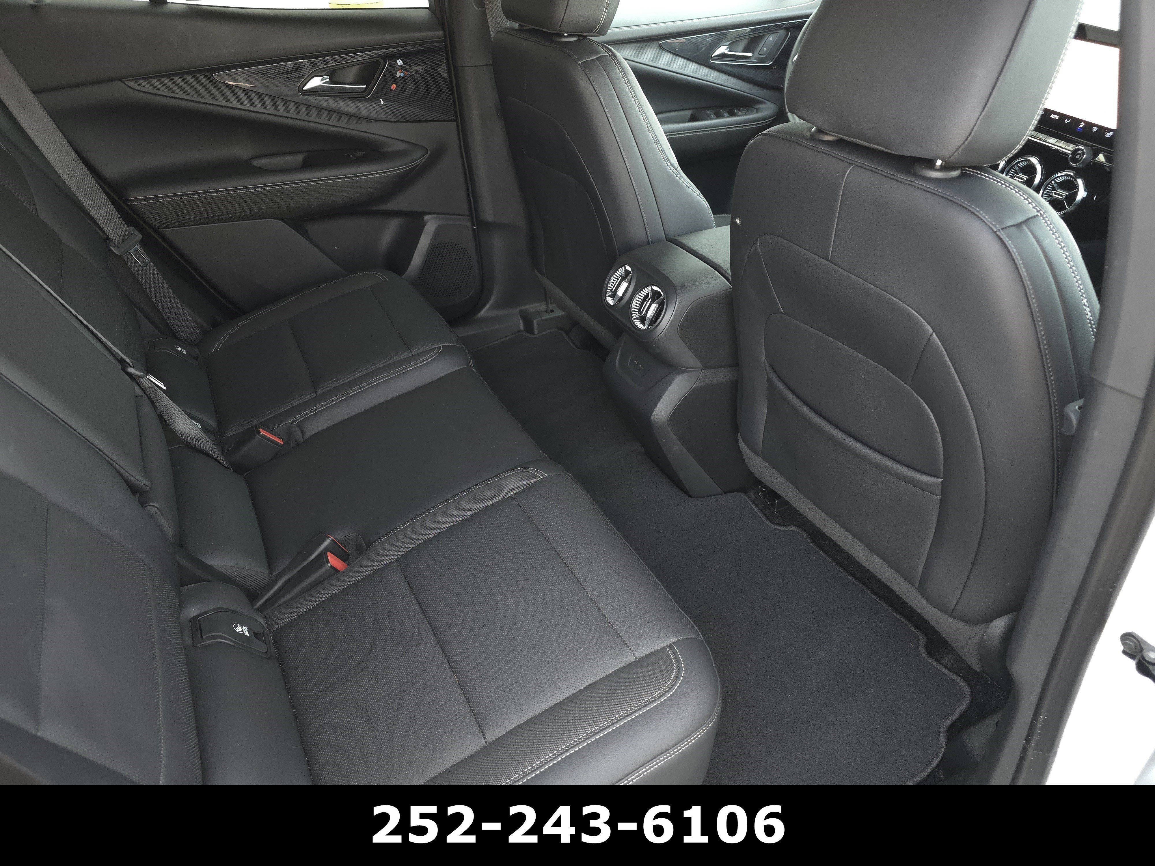 Used 2025 Chevrolet Blazer EV LT AWD/4WD image 39