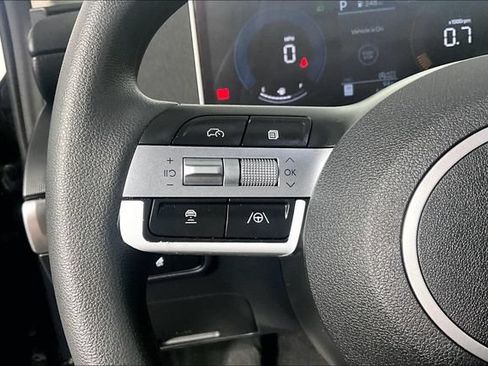Certified 2026 Hyundai Tucson SE FWD image 20