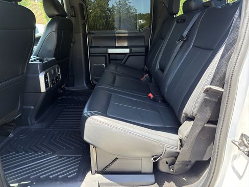 Used 2022 Ford F250 Lariat w/ Lariat Value Package AWD/4WD image 19