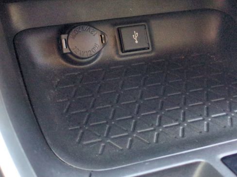 Certified 2022 Toyota RAV4 LE image 20