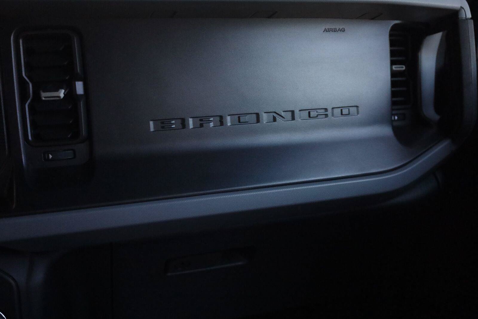 Used 2021 Ford Bronco Big Bend AWD/4WD image 35