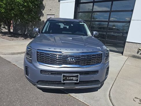 Used 2020 Kia Telluride EX w/ Towing Package AWD/4WD image 2
