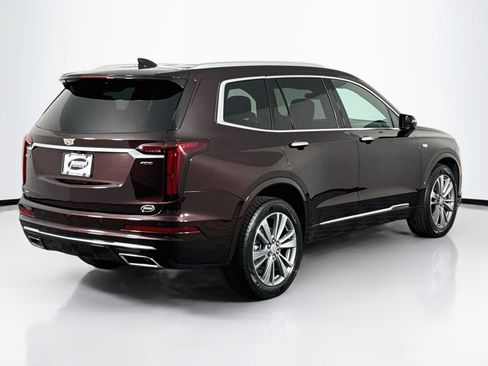 Used 2020 Cadillac XT6 Premium Luxury AWD/4WD image 15
