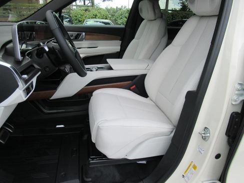 New 2027 Cadillac Vistiq Sport AWD/4WD image 20