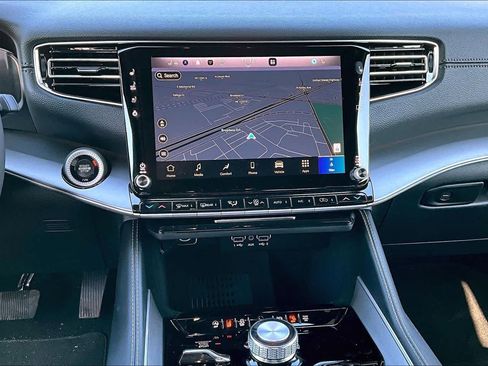 New 2026 Jeep Grand Wagoneer L w/ Premium Group I image 7